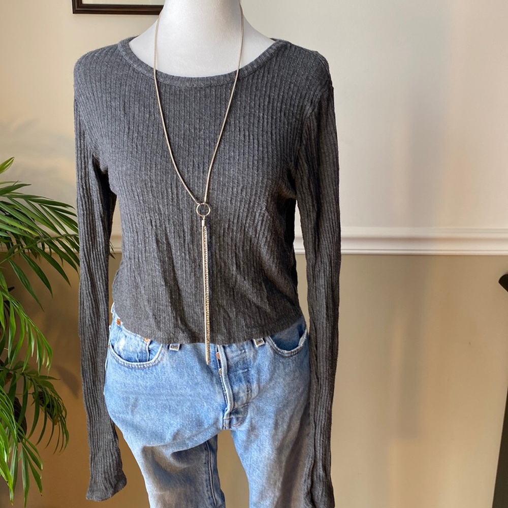 💗Brandy Melville Ribbed Crop Top, Women’s, Small